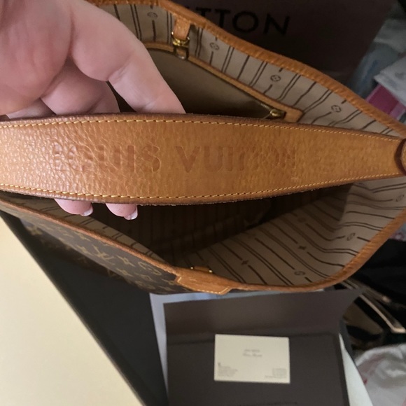 ๐ฅSOLD๐ฅ Louis Vuitton Delightful PM EUC - Picture 4 of 16